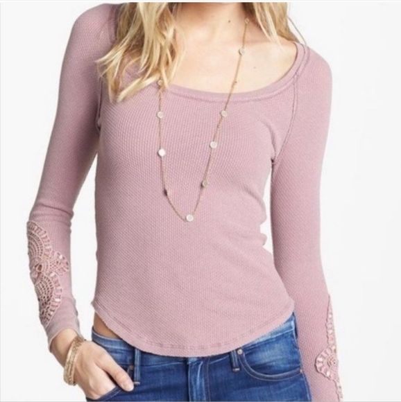 🍒EUC🍒 FREE PEOPLE SYNERGY THERMAL CUFF - Picture 5 of 8